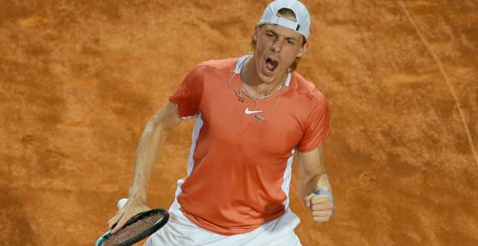 Nadal sofre com lesão, leva virada de Shapovalov em Roma e cria dúvidas para Roland Garros
