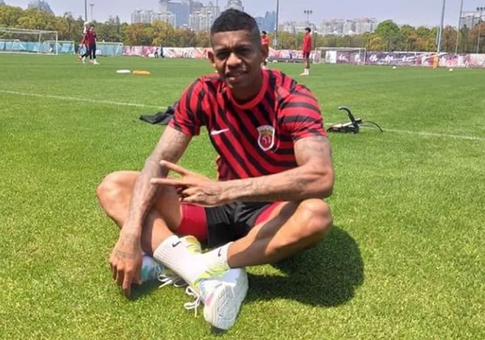 Na China, ex-Fortaleza relata ansiedade para se recuperar de lesão