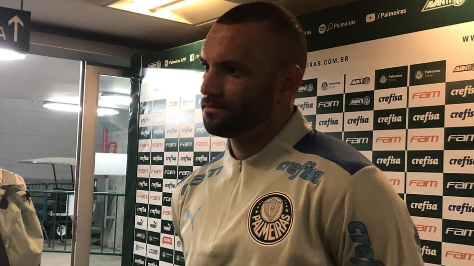 Weverton elogia equipe do Palmeiras e volta a falar sobre companheiros na Seleção