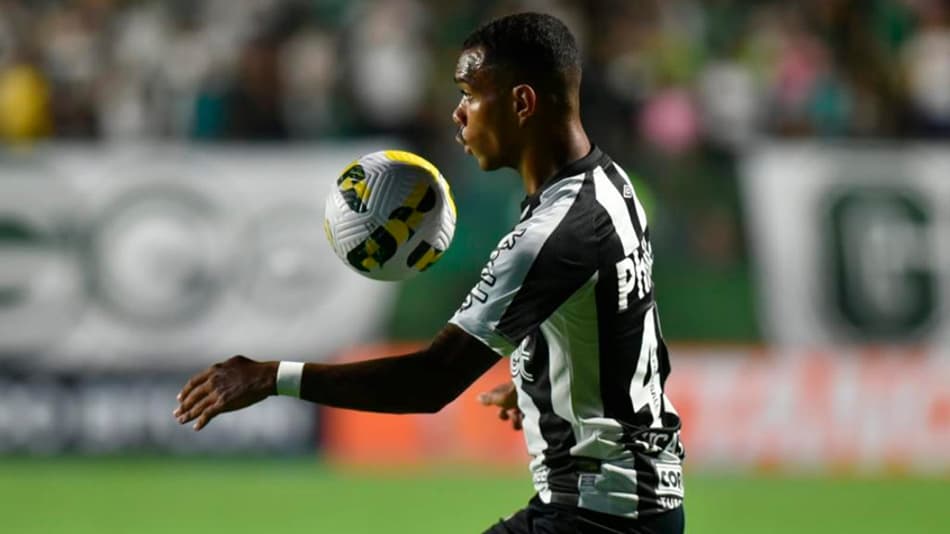 VÍDEO: Assista aos lances da vitória do Goiás sobre o Santos pelo Brasileirão
