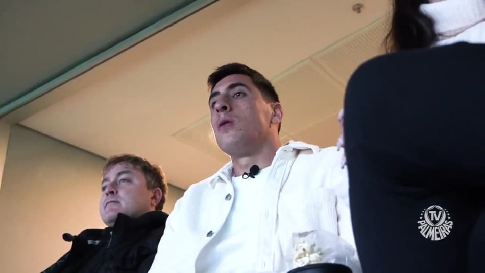 VÍDEO! Novo reforço, Miguel Merentiel assiste vitória do Palmeiras no Allianz
