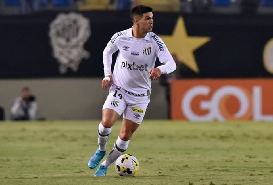 CBF divulga áudio do VAR em gol anulado do Santos contra o Ceará