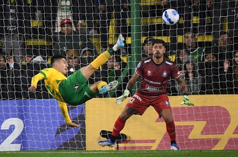 Antofagasta é letal e vence Defensa y Justicia em despedida da Sul-Americana