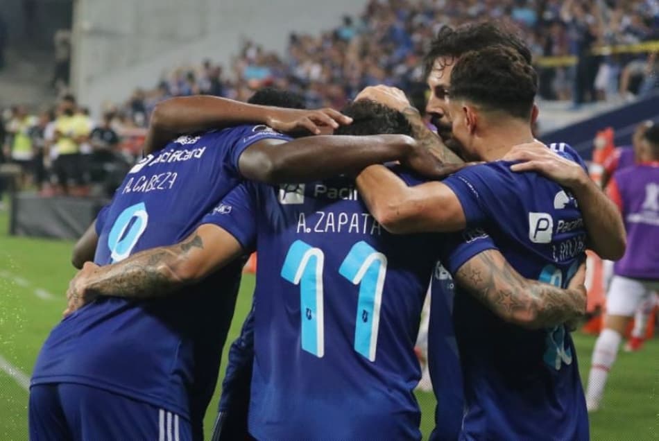 Emelec aplica goleada histórica no Independiente Petrolero e vai ao mata-mata da Libertadores