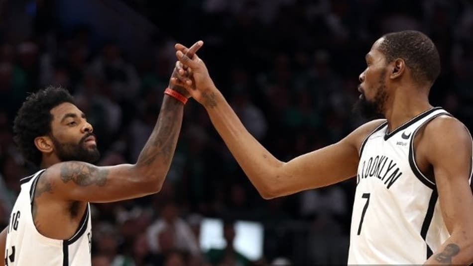 Por Irving, Durant estaria irritado com direção do Nets