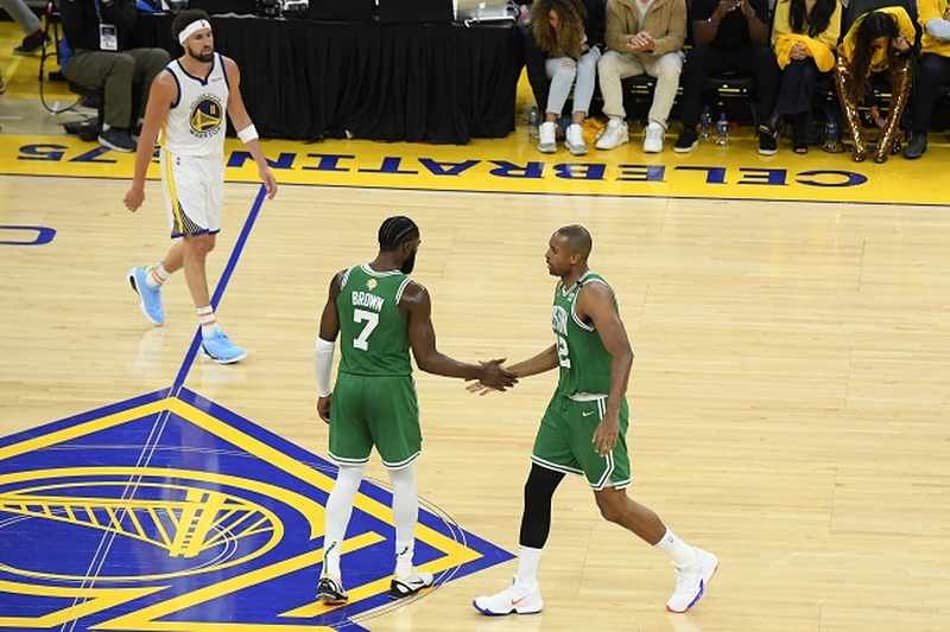 Horford e Brown lideram, e Celtics consegue grande virada contra o Warriors em 1º jogo das finais da NBA