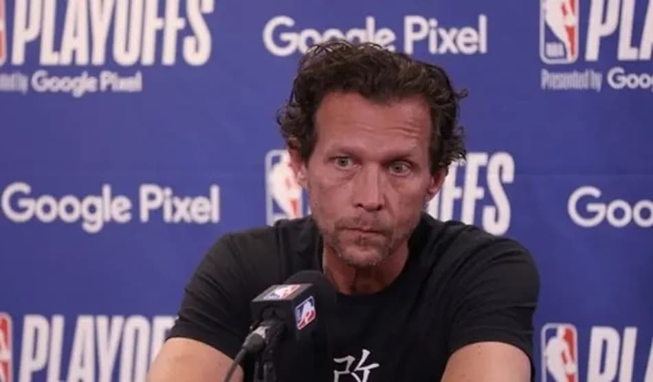 Quin Snyder não é mais técnico do Jazz