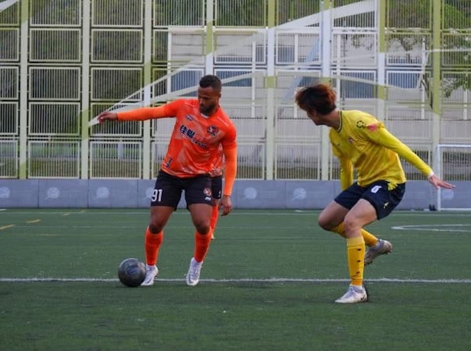 Destaque do Yuen long, de Hong Kong, Thiago Silva quer chegar aos cinquenta jogos pelo clube