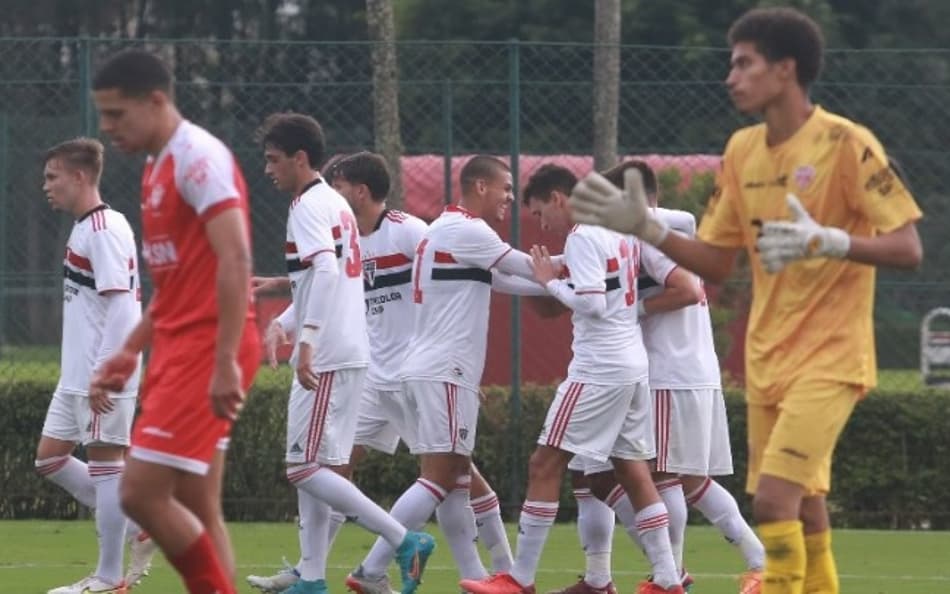 Com a presença de Lucas, sub-20 do São Paulo empata com o Audax e se mantém na liderança do Paulista