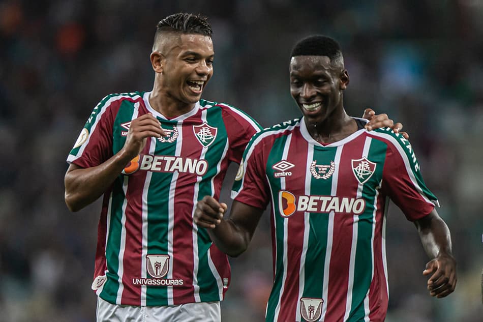 Após vitória do Fluminense, David Braz pede valorização e respeito com trabalho do futebol brasileiro