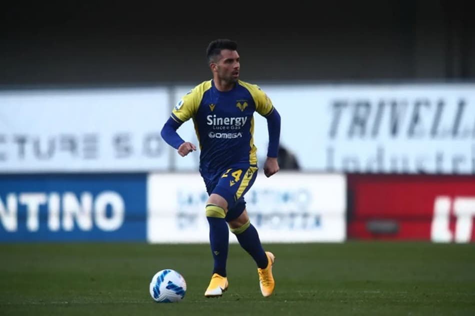 Daniel Bessa se despede do Verona, agradece ao clube e fica livre para definir seu futuro