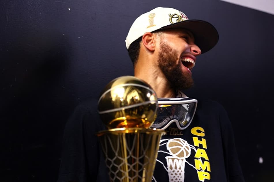 É hora de comemorar mais um título do Warriors, Enzo!