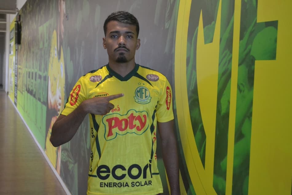 Vinicius Mingotti é emprestado pelo Athletico-PR ao Mirassol