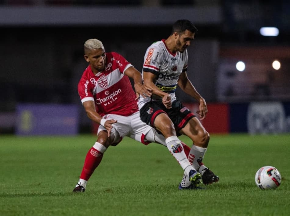 Com gols no fim, CRB e Ituano ficam no empate pelo Brasileiro da Série B