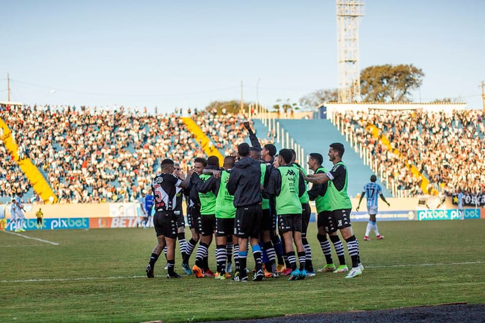 VÍDEO: Veja os bastidores da vitória do Vasco sobre o Londrina pela Série B do Campeonato Brasileiro