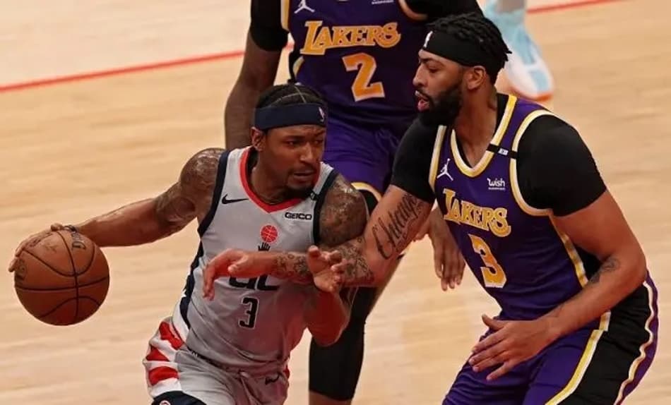 Lakers prepara proposta de troca por Bradley Beal