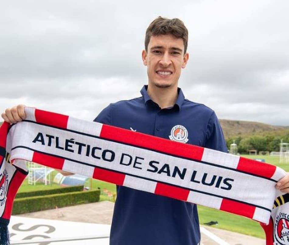 Rodrigo Dourado é anunciado por seu novo clube