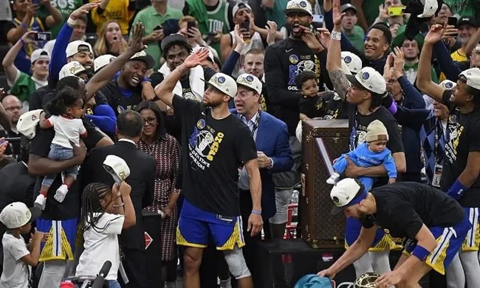 GM do Warriors: “Objetivo é manter todos os agentes livres de time campeão”