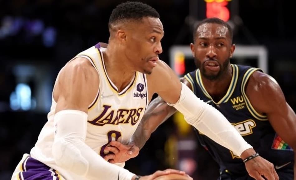 Westbrook aceita opção em contrato e fica no Lakers por mais um ano