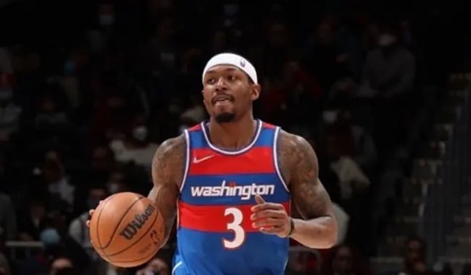 Bradley Beal acerta extensão contratual máxima com Wizards