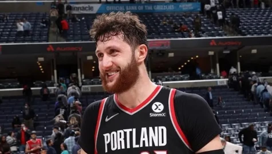 Jusuf Nurkic renova com Blazers por quatro temporadas
