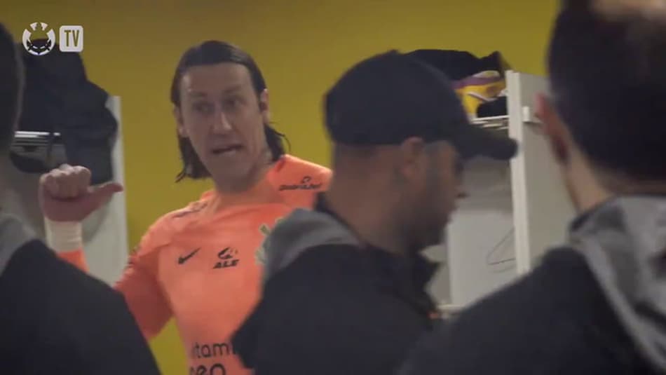 Vídeo de bastidores mostra Cássio pedindo garra e Vítor Pereira em êxtase: ‘Isso é Corinthians’