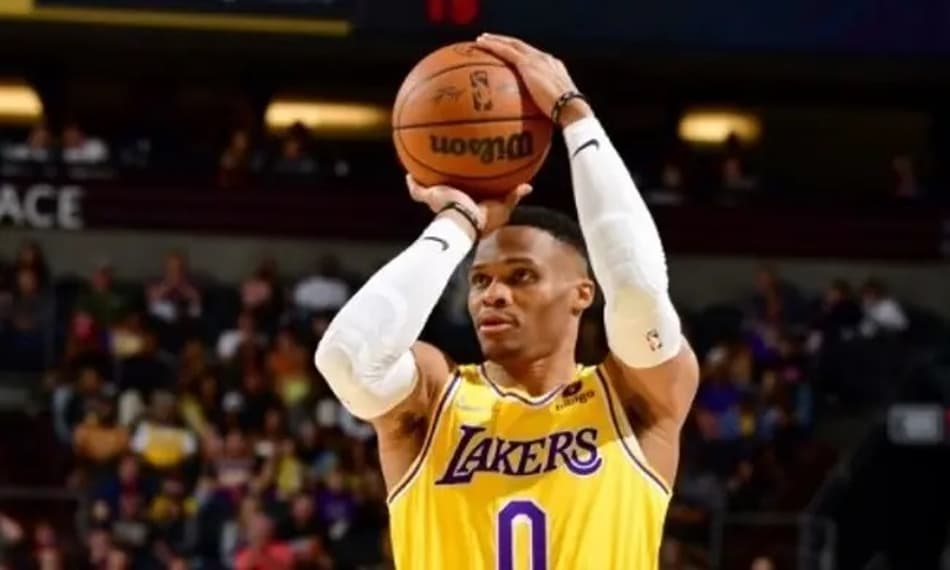 “Tenho um plano para Westbrook”, avisa técnico do Lakers