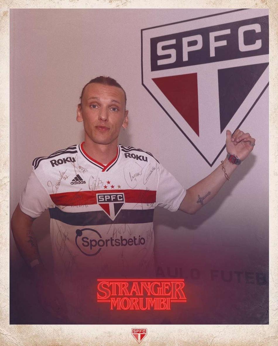 Astro de Stranger Things vê goleada do São Paulo: confira famosos que têm carinho por clubes do Brasil