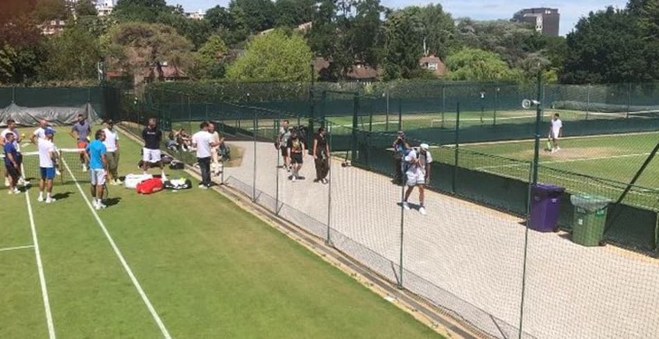 Djokovic e Kyrgios se encontram antes da final de Wimbledon e tiram sarro