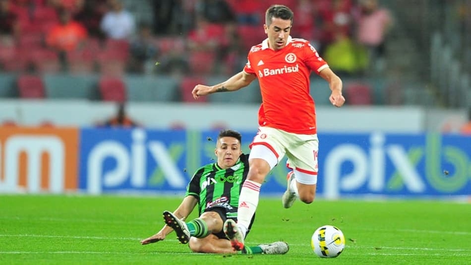 Com gol aos 49′, Internacional bate o América-MG e assume a terceira posição do Campeonato Brasileiro