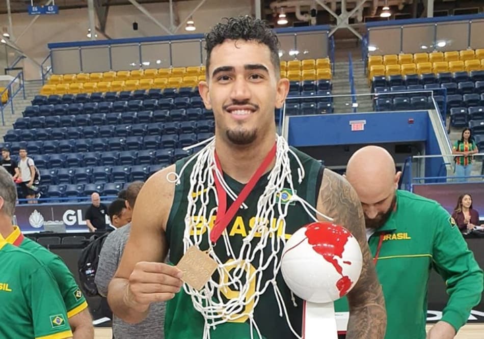 Após título do Globl Jam, Márcio Henrique vai à Las Vegas de olho no draft da NBA