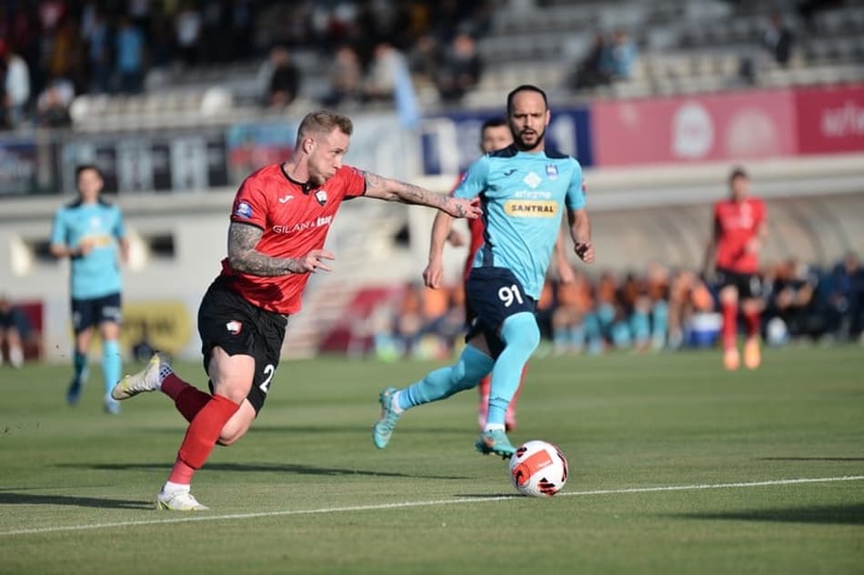 Raphael Alemão revela dificuldade na pré-temporada no Azerbaijão devido ao calor de mais de 35º
