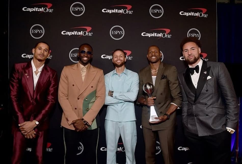 Stephen Curry destrói Lakers em piada no ESPYS