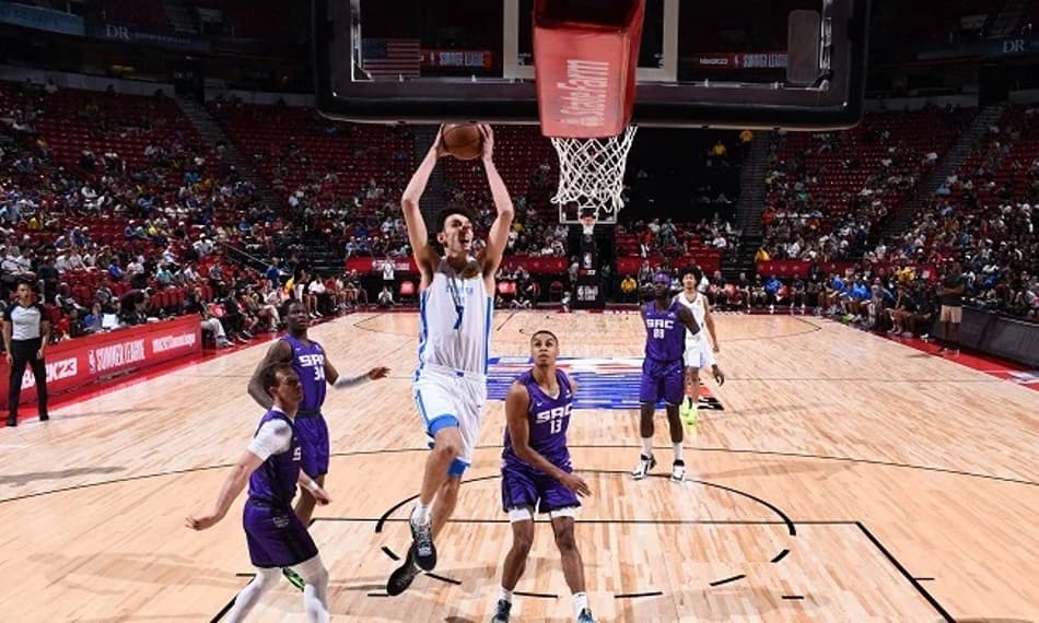 JJ Redick: “Chet Holmgren lembra-me um jovem Antetokounmpo”