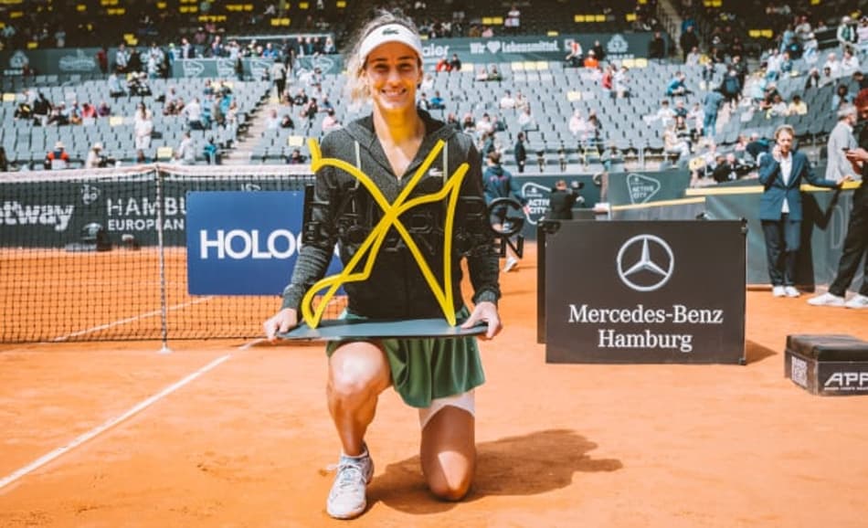 Pera bate Kontaveit e conquista em Hamburgo 2º título consecutivo