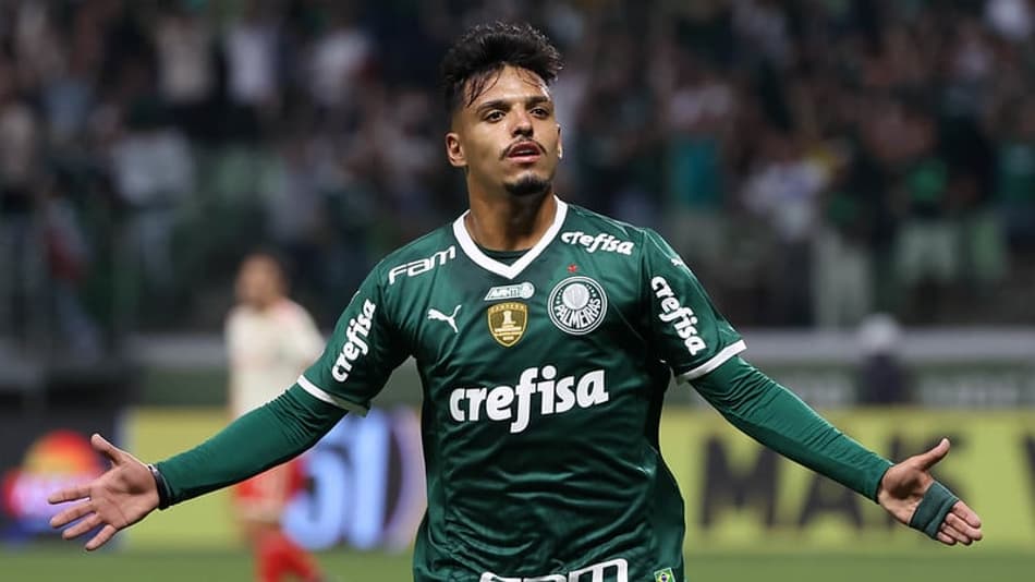 Gabriel Menino, do Palmeiras, participa de coro xingando técnico do Brasil: ‘Tite, c….. Dudu é Seleção’