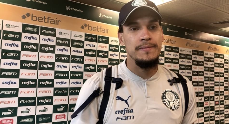 Gustavo Gómez encara com naturalidade competição por posição em elenco do Palmeiras