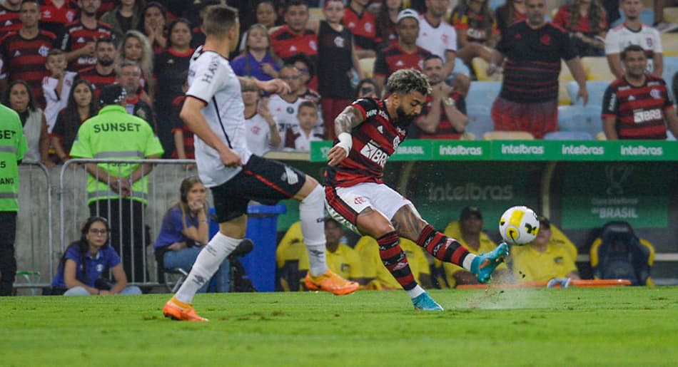 VÍDEO: expulsão, chances perdidas… Os melhores momentos de Flamengo x Athletico pela Copa do Brasil