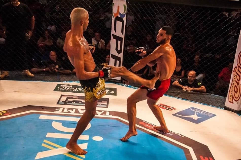Rafael “Showman” chegou a sua quarta vitória no MMA e manteve a sua invencibilidade