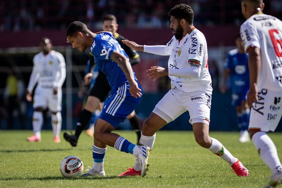 VÍDEO: os melhores momentos do empate entre Brusque e Cruzeiro pela Série B do Brasileirão