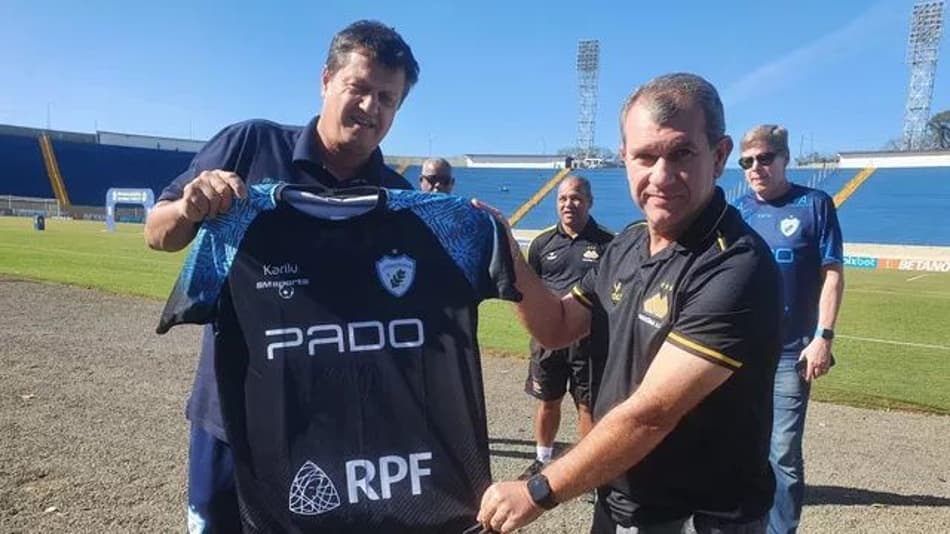 Em tarde de homenagens para Tencati, Londrina e Criciúma ficam no empate