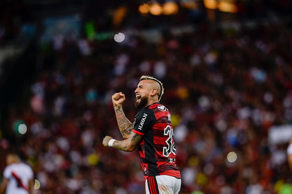 Vidal - Flamengo x Atlético-GO
