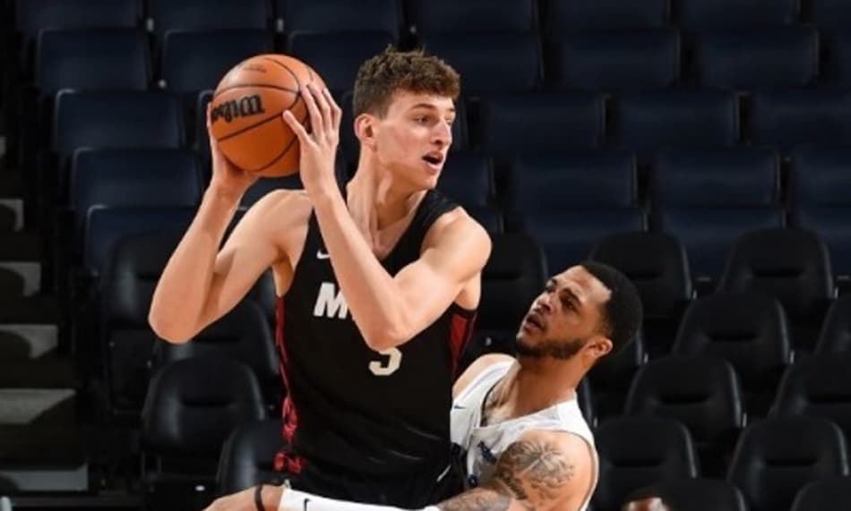 Times da NBA vetam Jovic e Pokusevski no Eurobasket