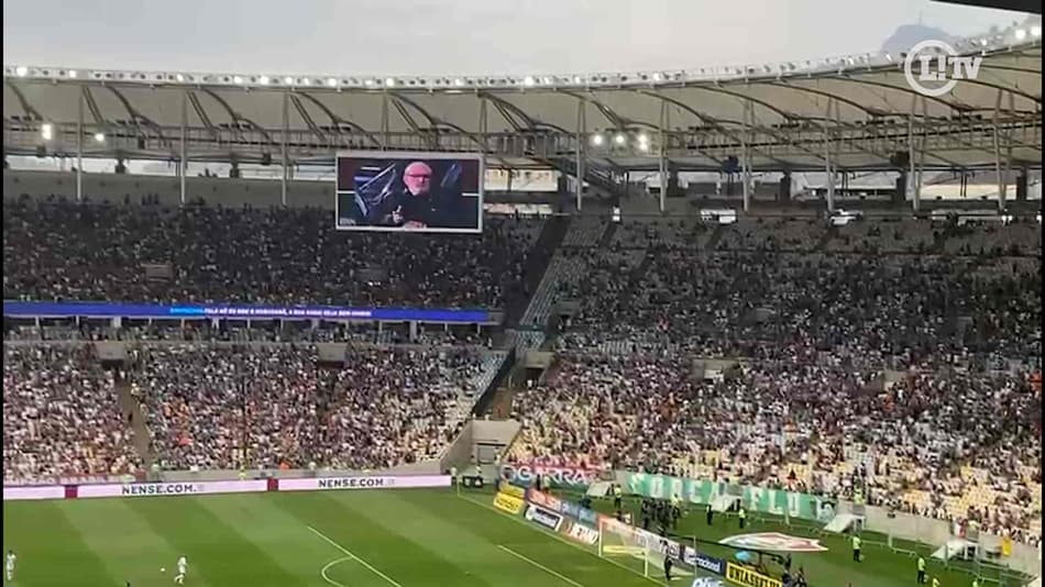 VÍDEO: Torcida do Fluminense homenageia Jô Soares antes de partida no Maracanã