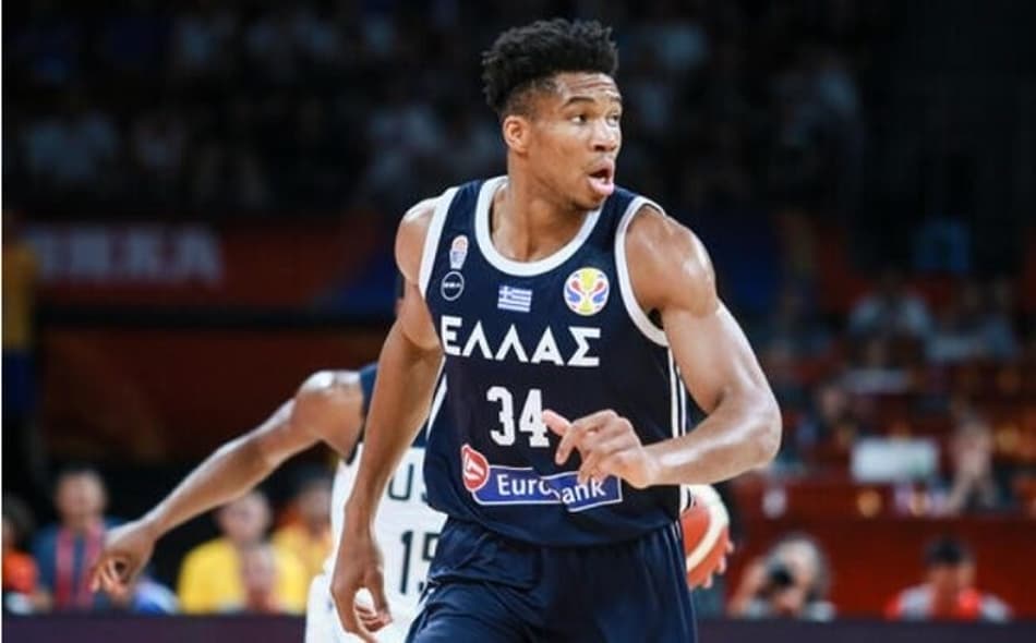 Giannis Antetokounmpo: “Não posso jogar pela Grécia como jogo no Bucks”