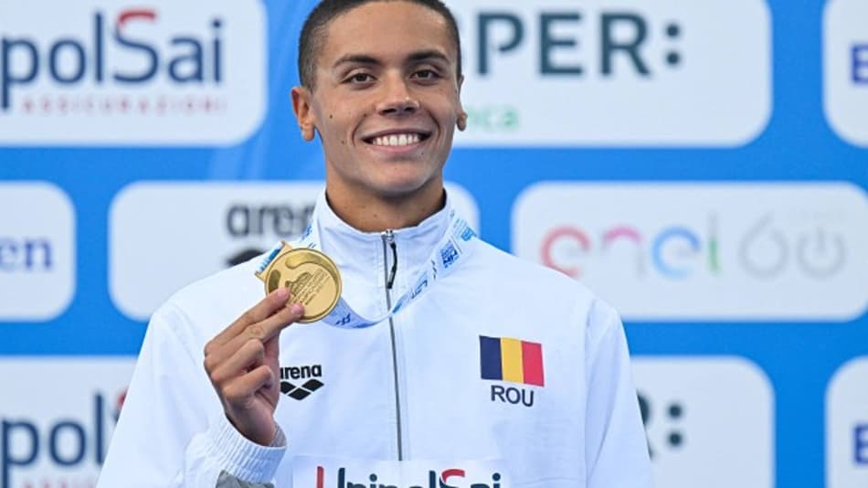 Jovem de 17 anos supera recorde mundial de Cesar Cielo