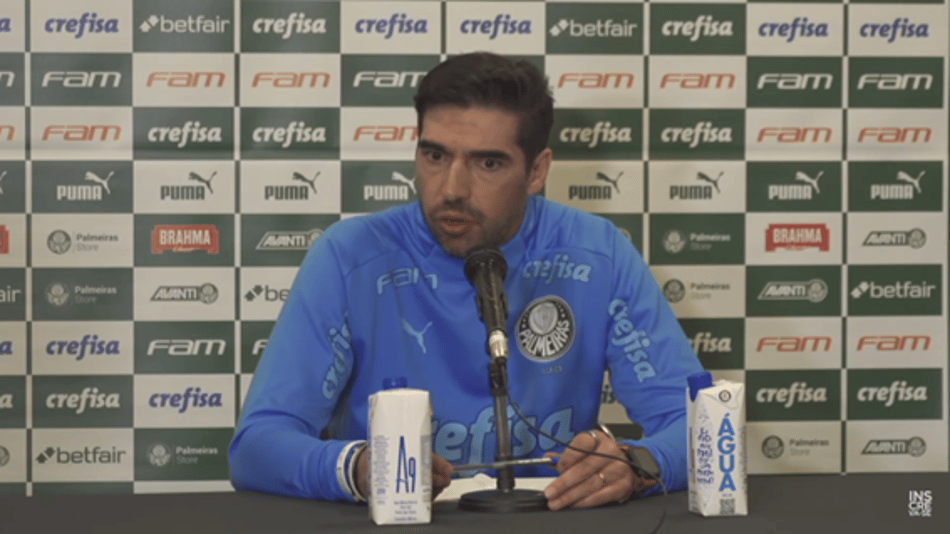 Abel cita palestras de Vítor Pereira e destaca cansaço de dupla do Palmeiras