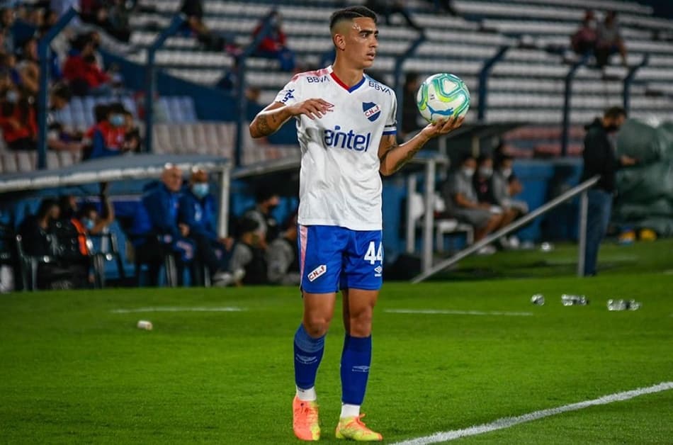 'Aos poucos vamos o conhecendo', detalha companheiro de Suárez no Nacional