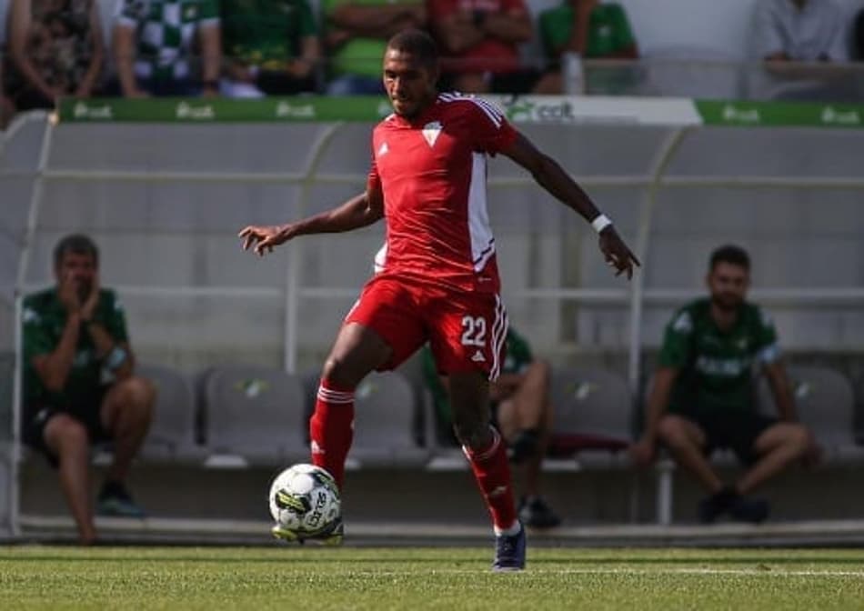 'Xará' de atleta do Real Madrid comenta período inicial na Europa