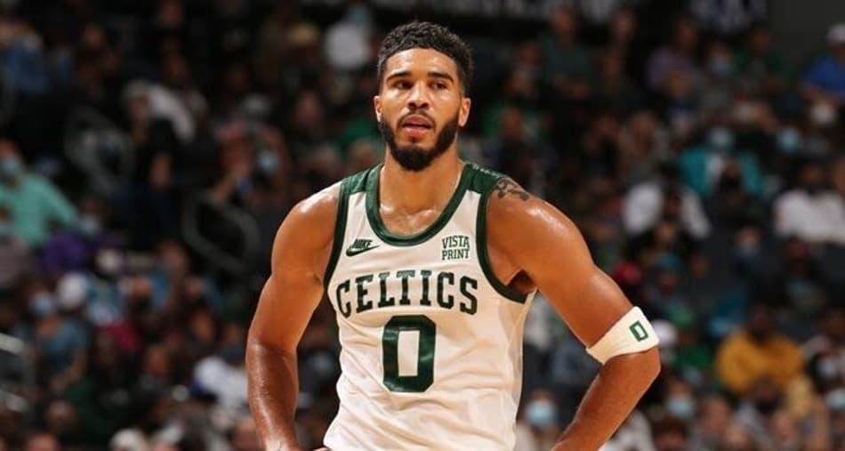 Jayson Tatum revela ter disputado finais da NBA com fratura